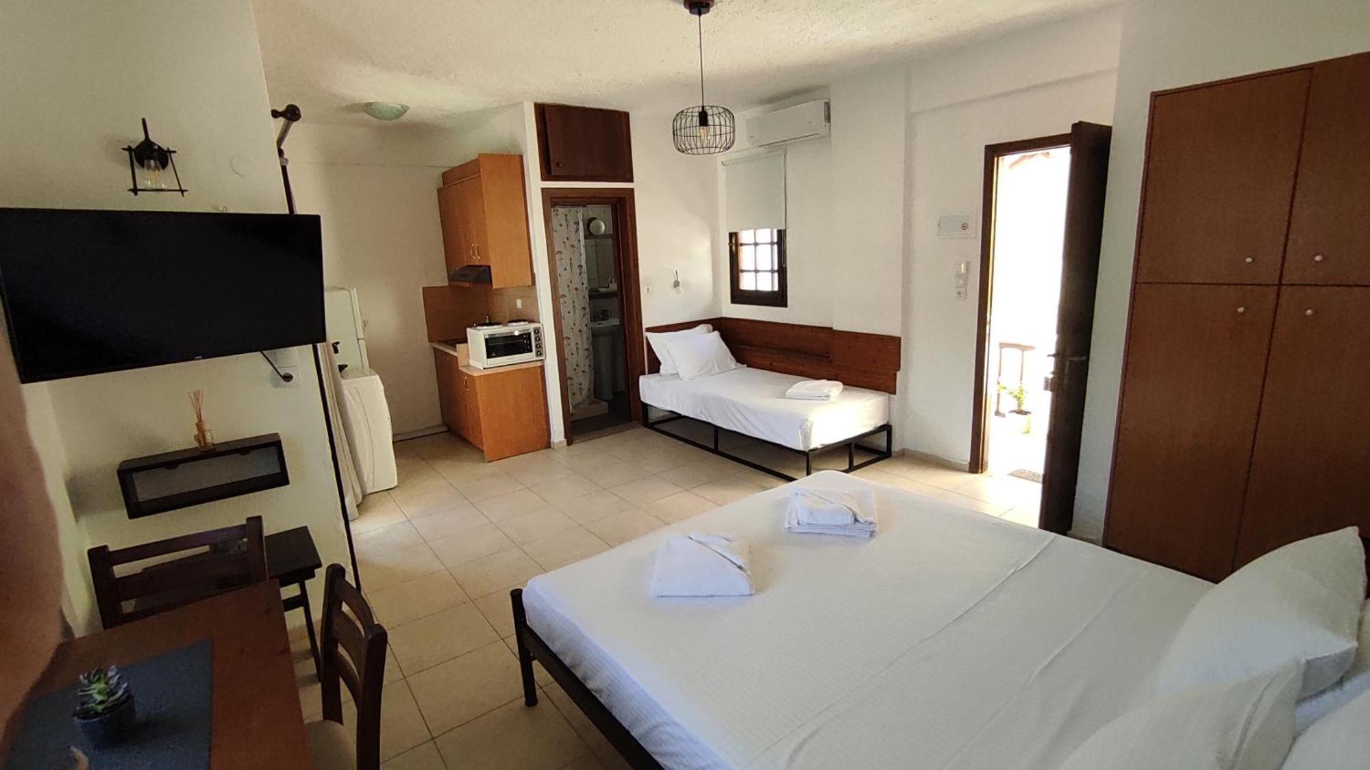 Dedalos N2 Mountain View Apartment-30 Metres From The